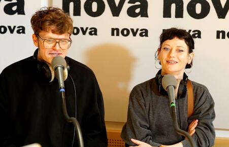 Yard Act lors de la matinale de Radio Nova