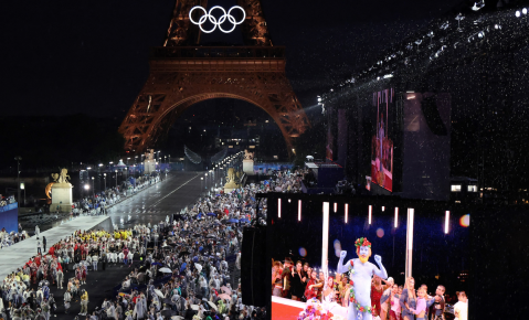 Philippe Katerine à la cérémonie des JO 2024 © LUDOVIC MARIN / POOL / AFP