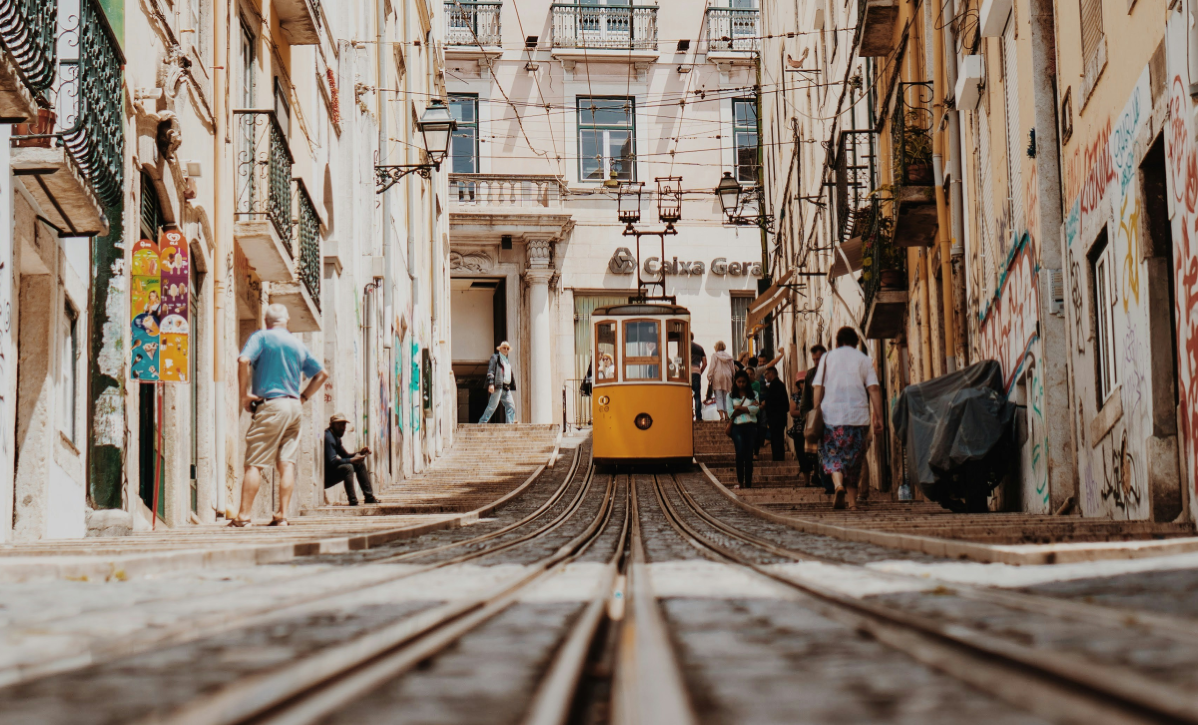 Sur la route du Portugal avec Smaël Bouaici et Transavia