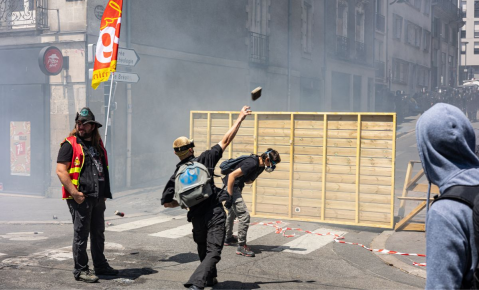 Manifestations du 1ᵉʳ mai 2023, photographie de Jeremie Lusseau / Hans Lucas via AFP.