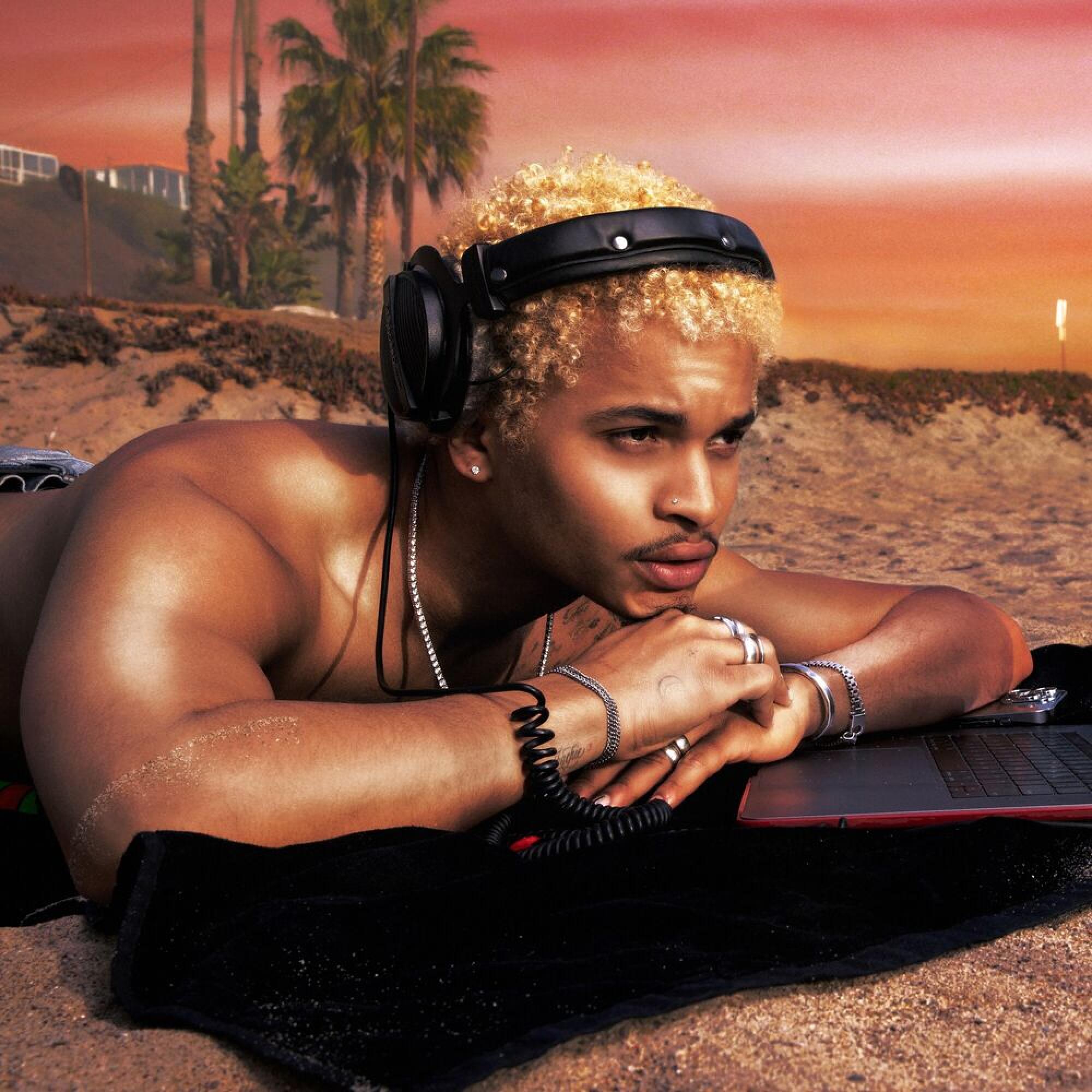 DESTIN CONRAD – KISSING IN PUBLIC