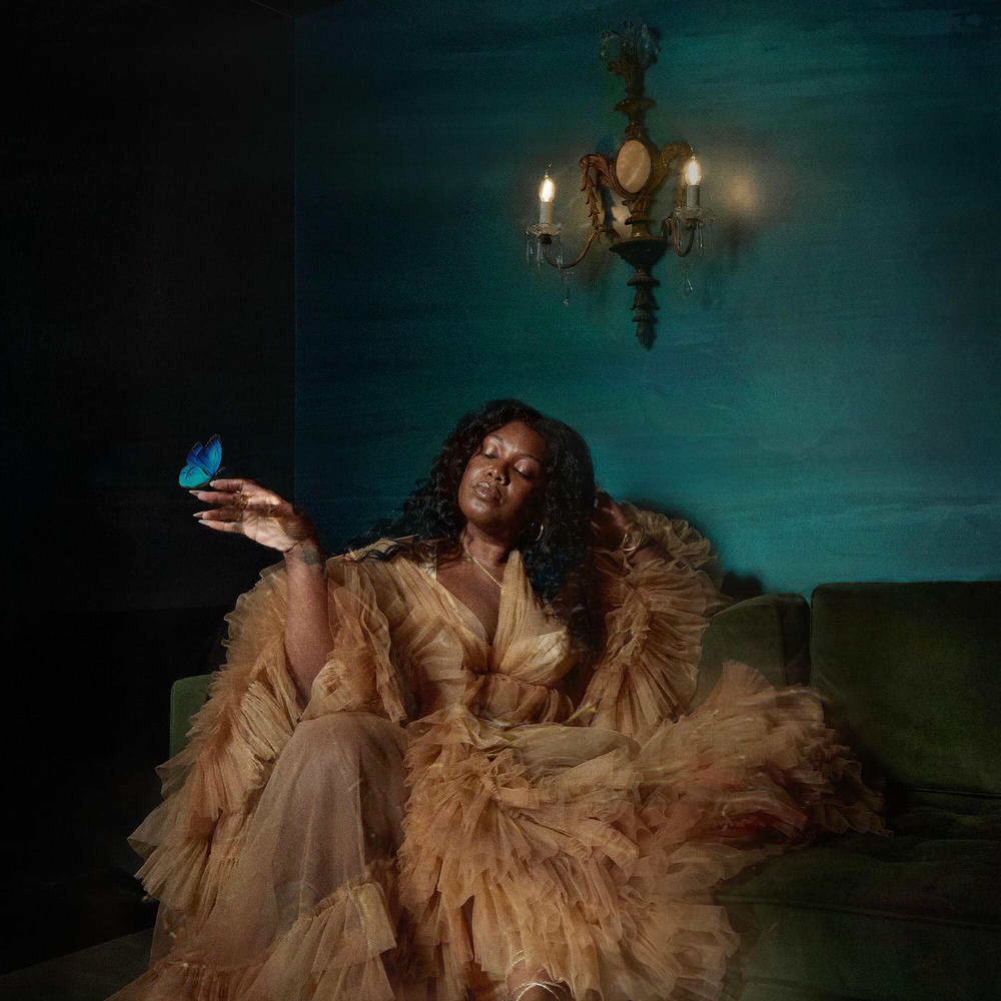 YAZMIN LACEY – WATER