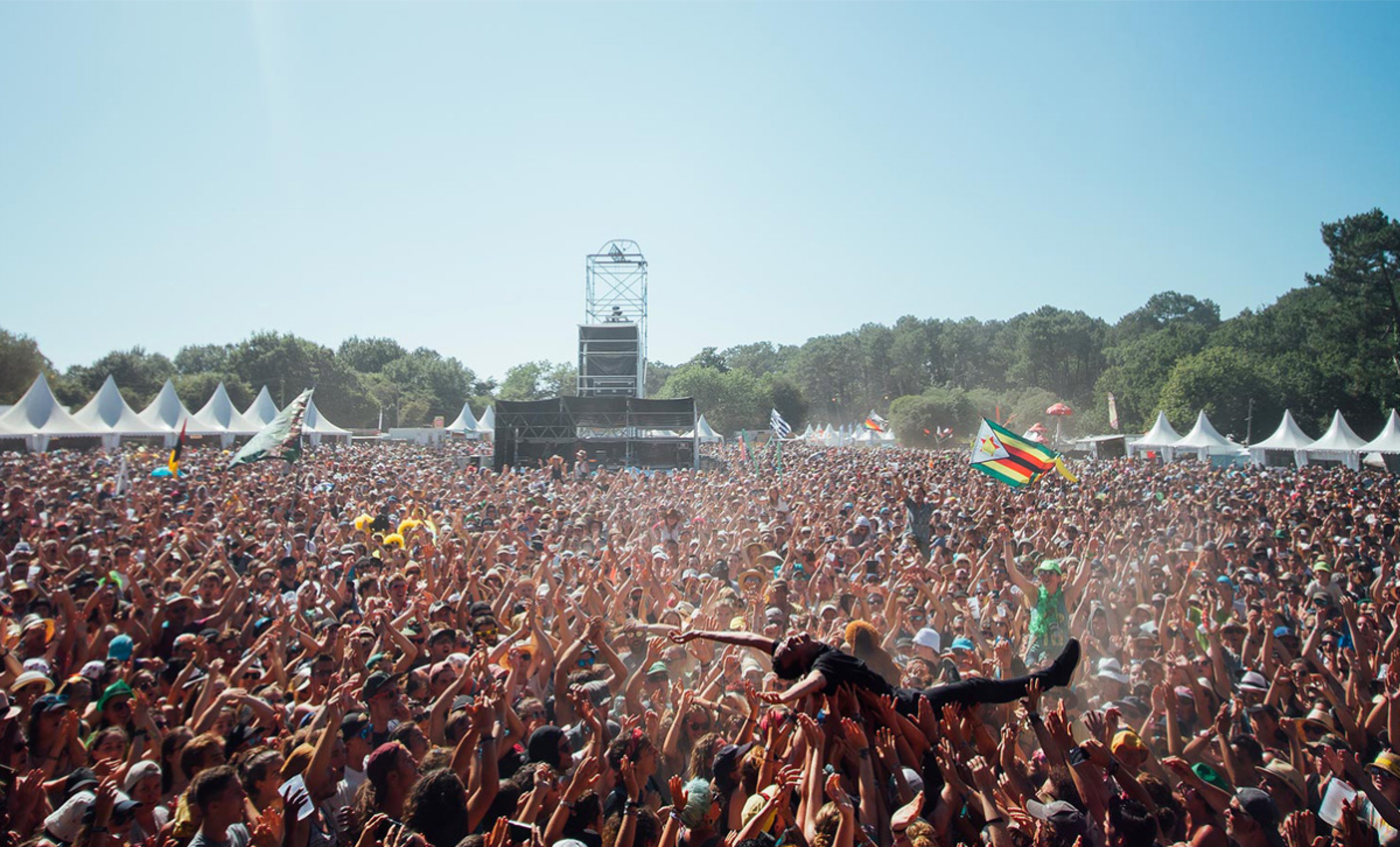 Le festival du Bout du Monde fait danser la Bretagne aux rythmiques du monde entier.