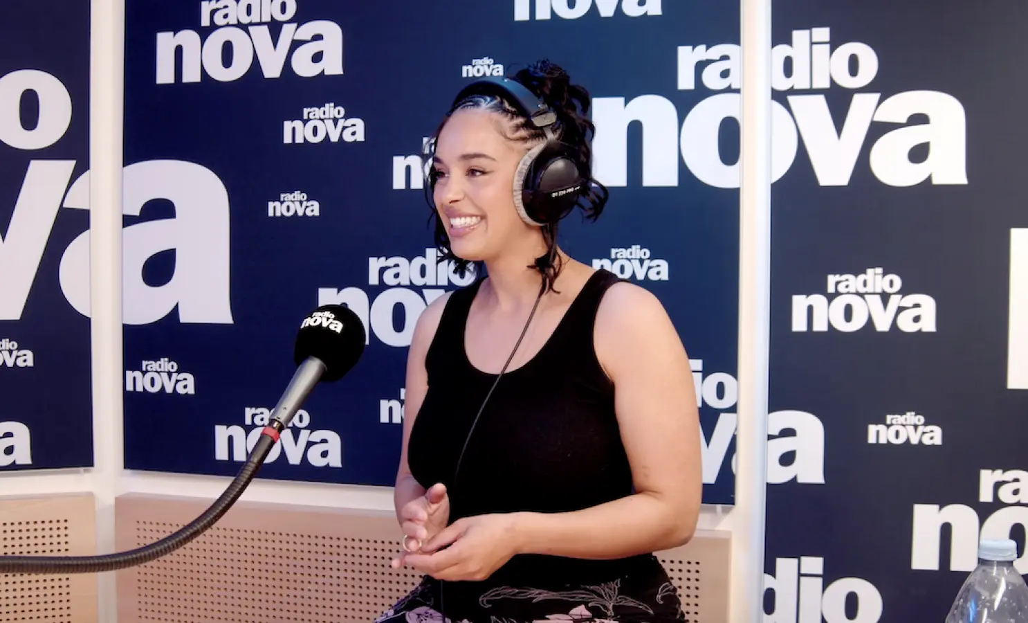 Jorja Smith en live dans Nova le soir (+ entretien exclusif)