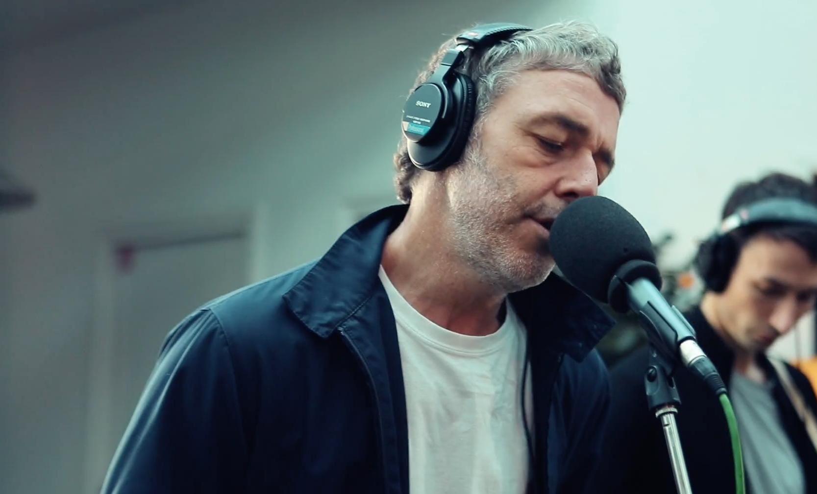 Baxter Dury en live dans Plus Près De Toi Radio Nova
