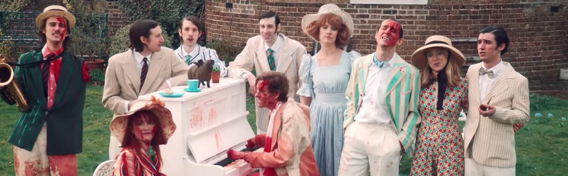 Avec Baxter Dury, les Fat White Family sortent l’un des clips les plus