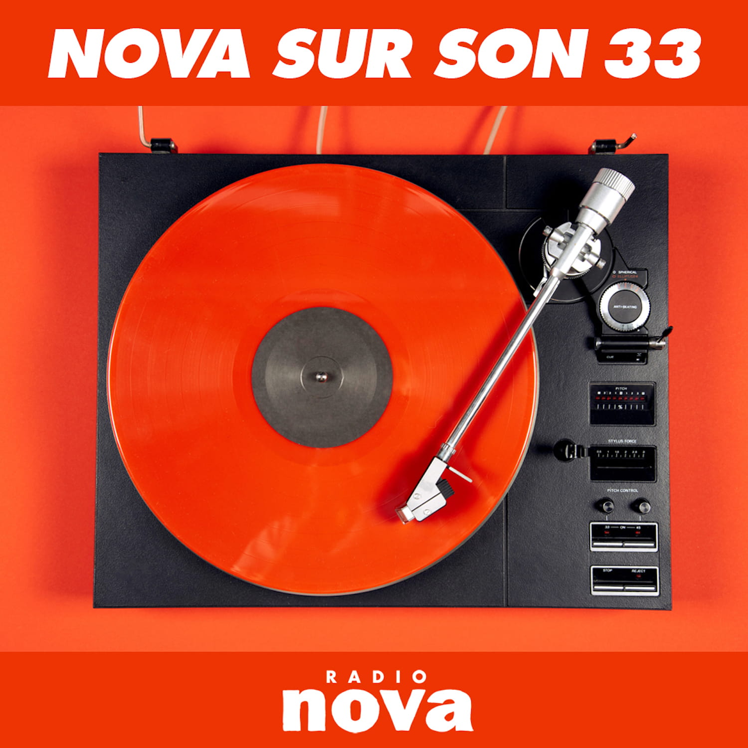 Nova sur son 33