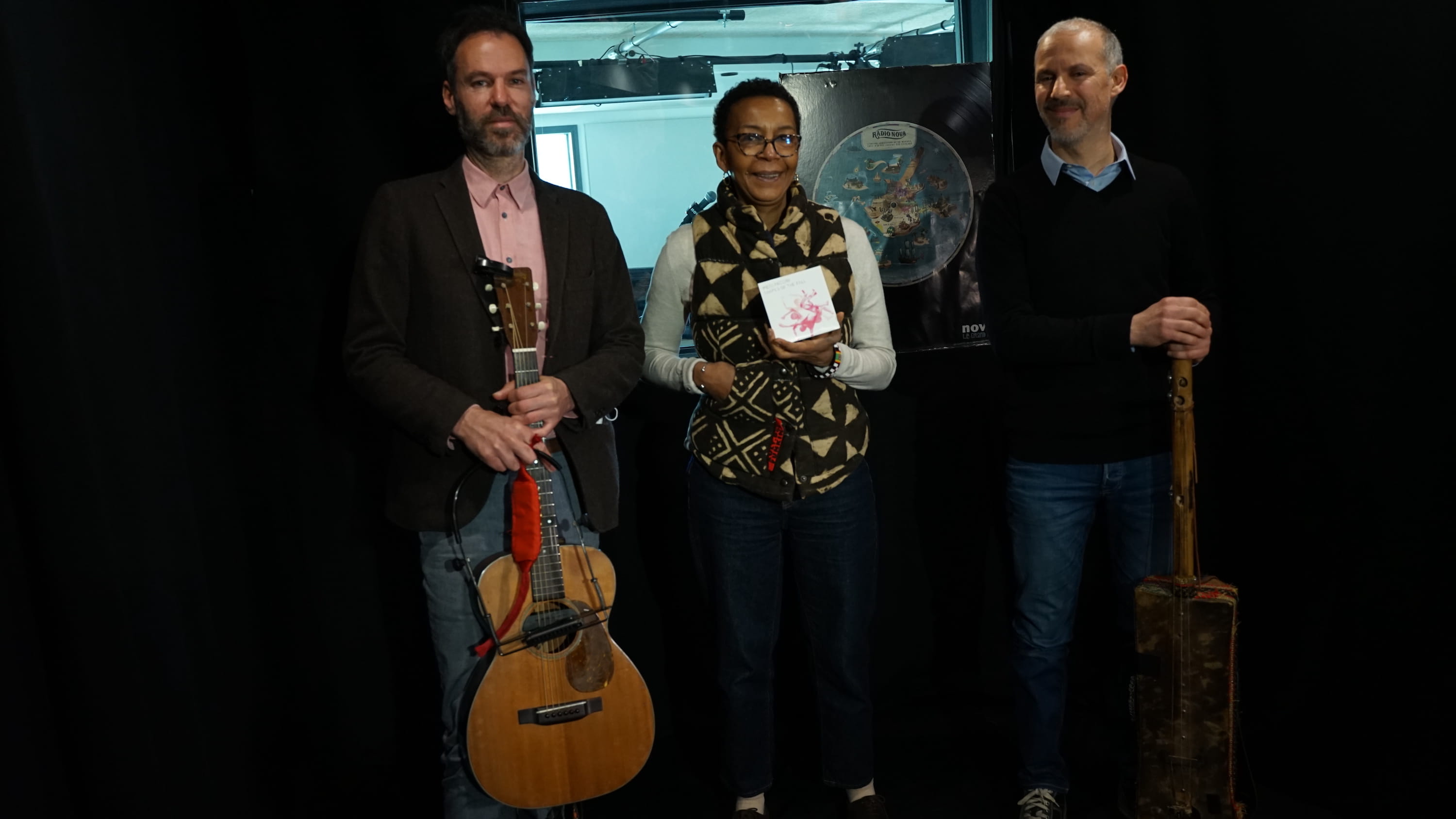 L’intégral : Piers Faccini en live, l’autrice Maboula Soumahoro et la Bibliothèque Chimurenga