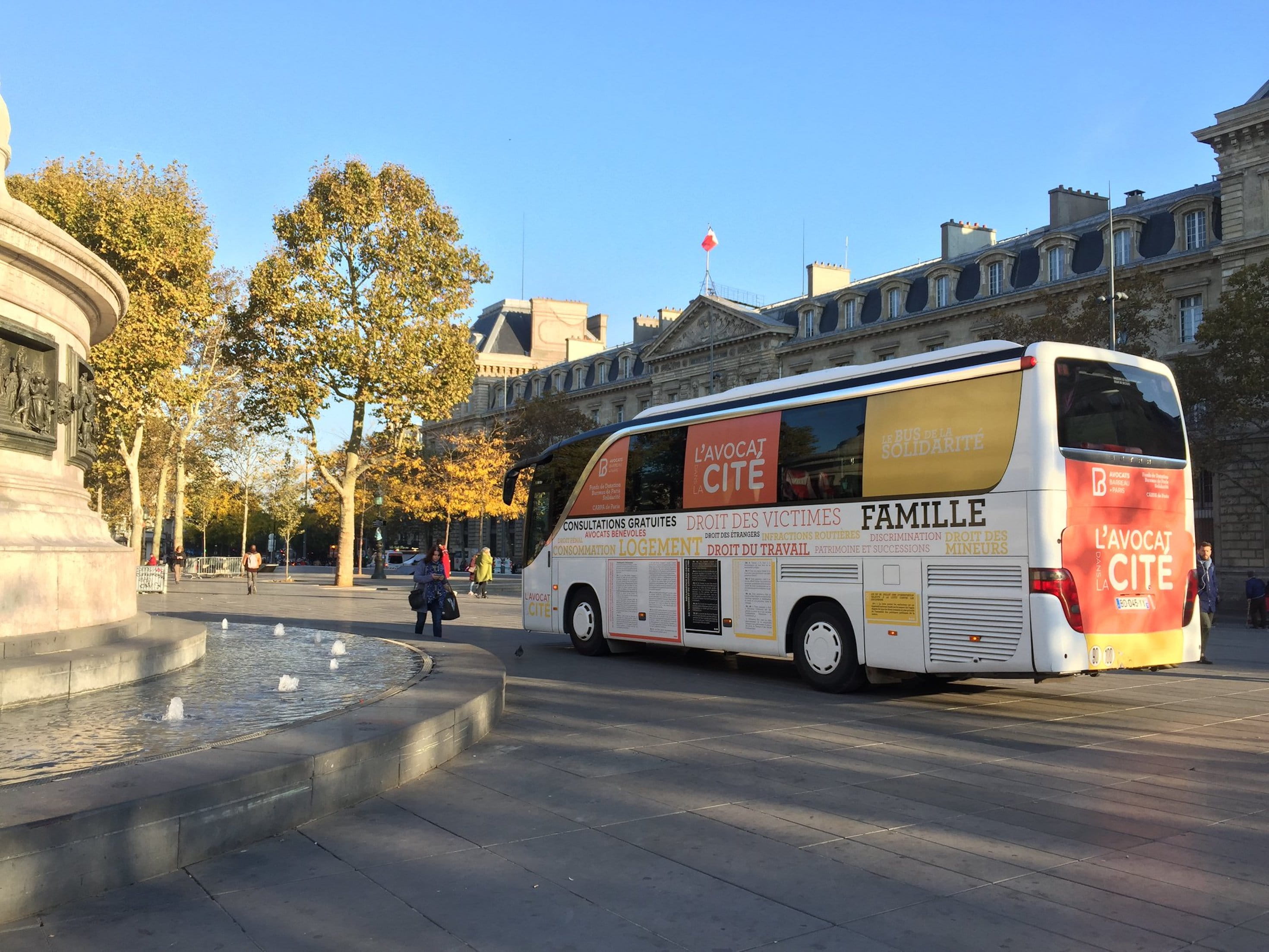 Un bout de droit dans les quartiers populaires franciliens