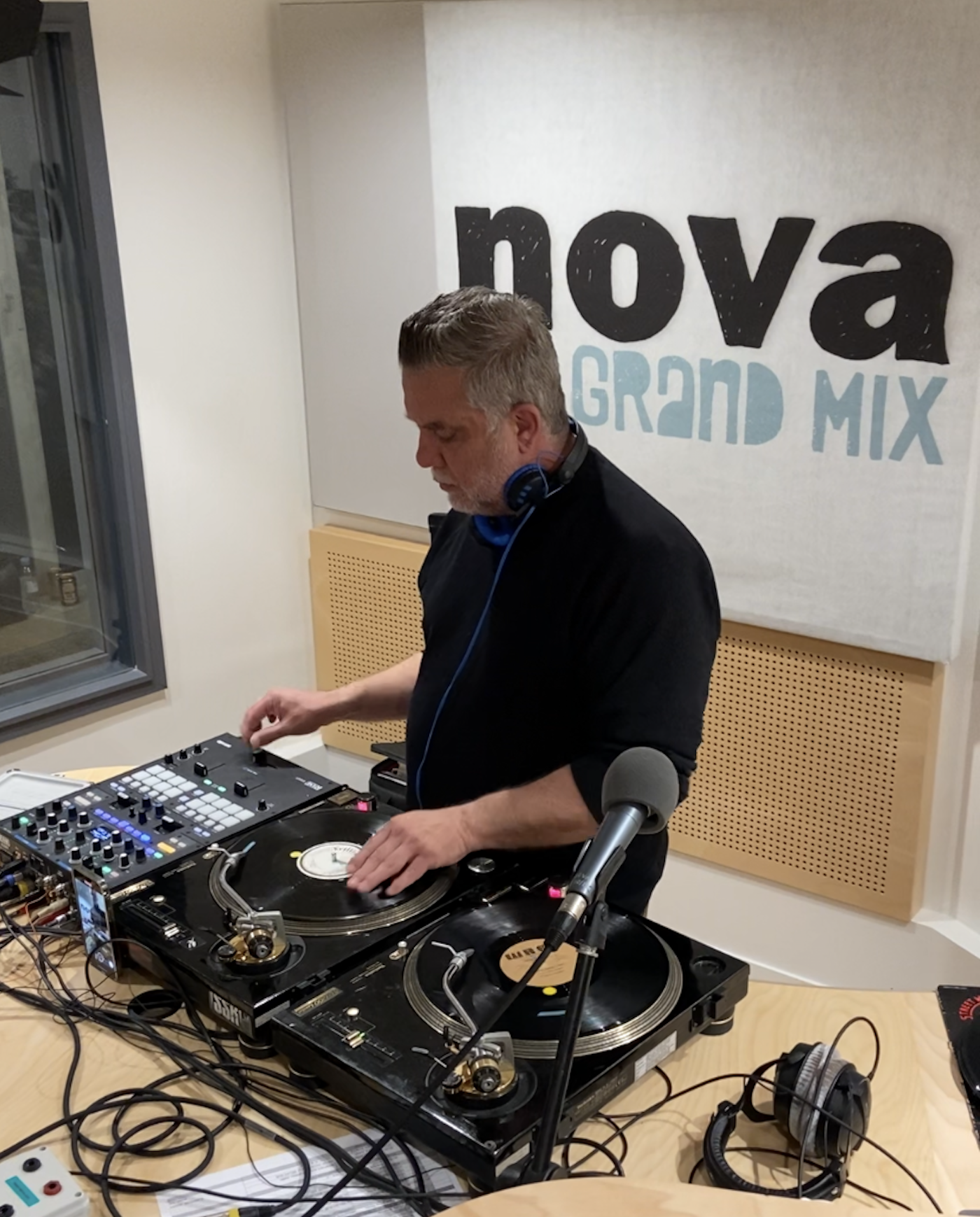 « SIMS sur Nova » #39 avec Crazy B