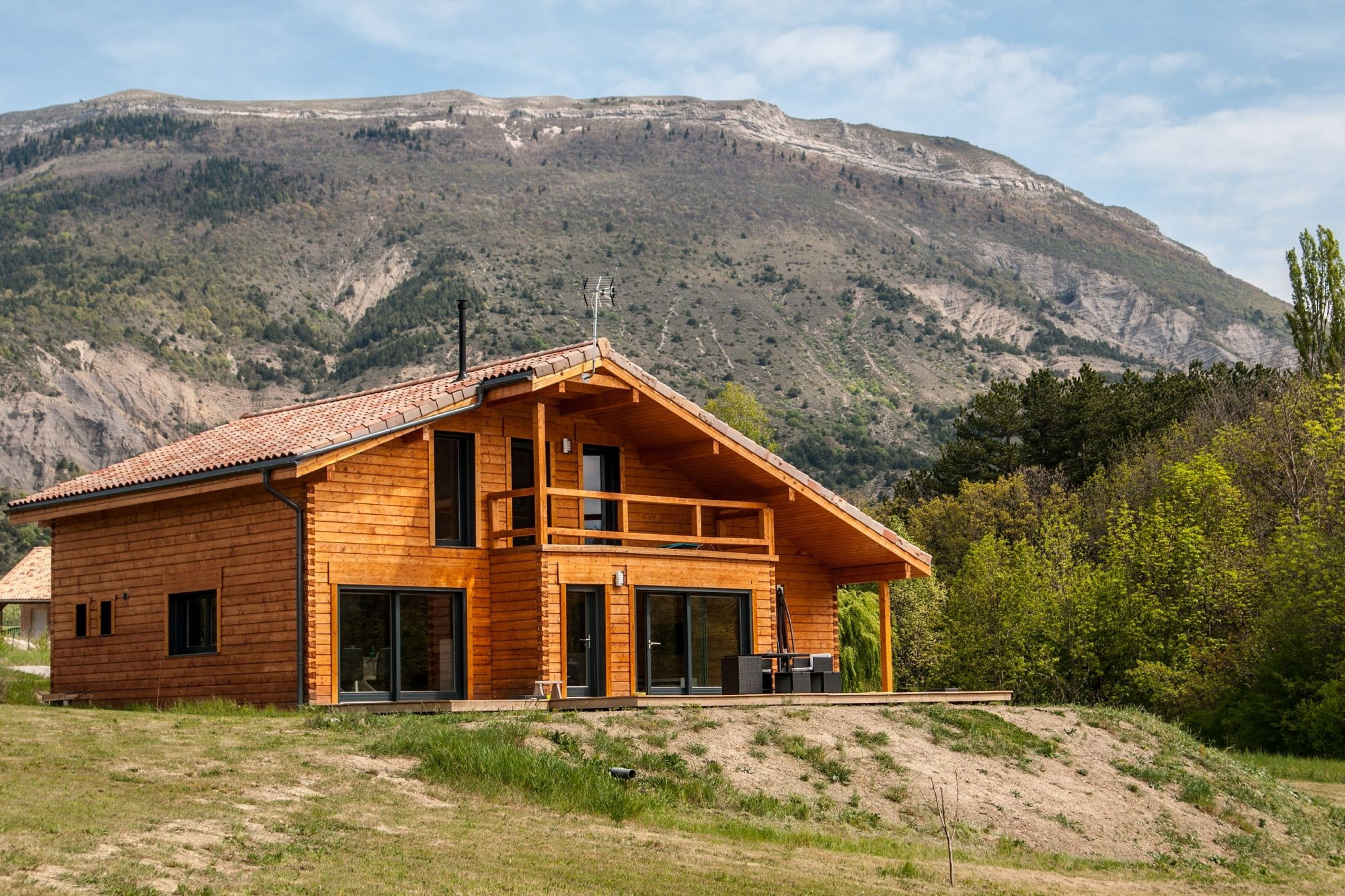 Construire une maison en bois ça n’est plus la honte auprès des méchants loups