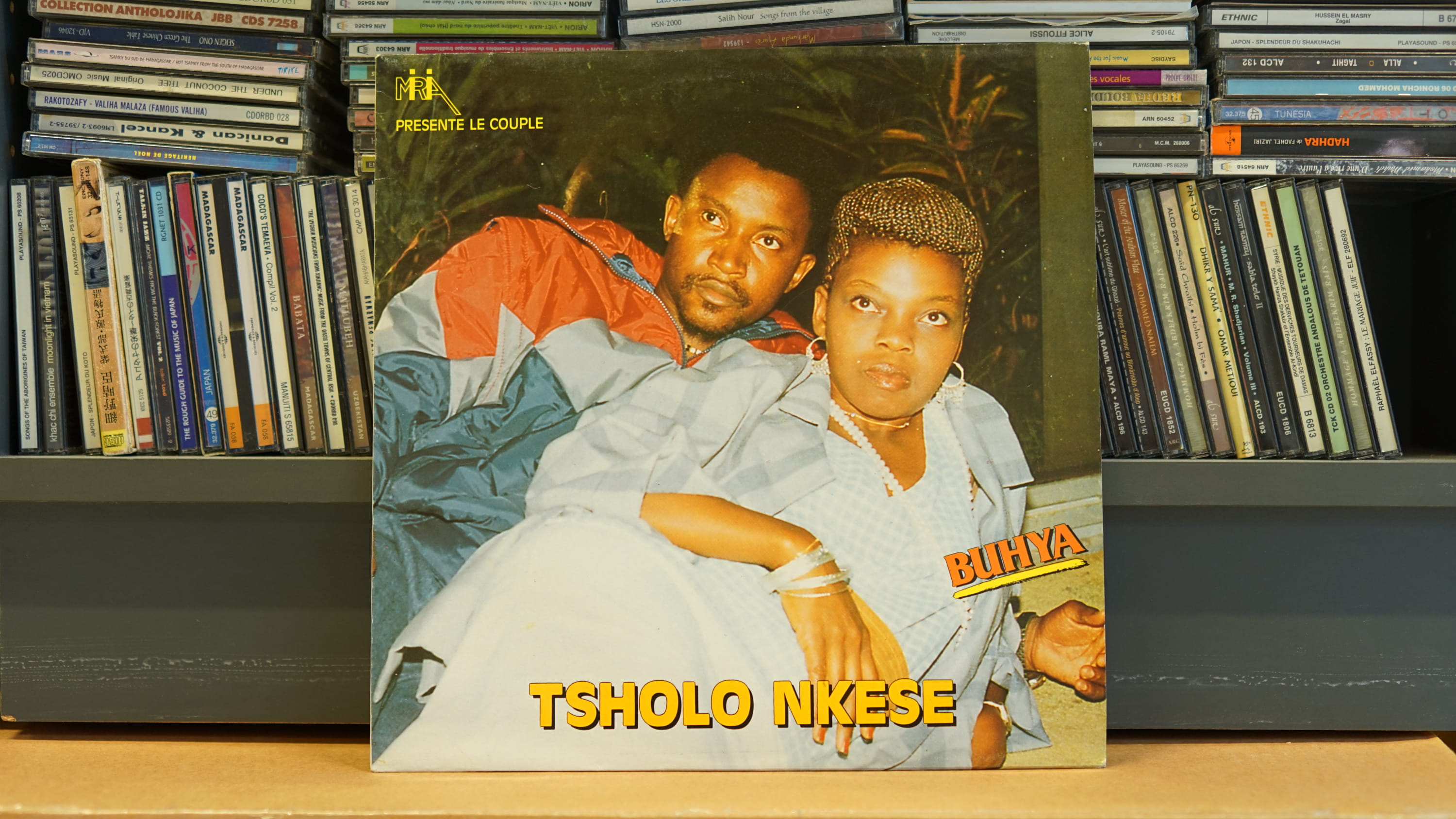 Un disque au hasard ? « Buhya » du couple Tsholo Nkese