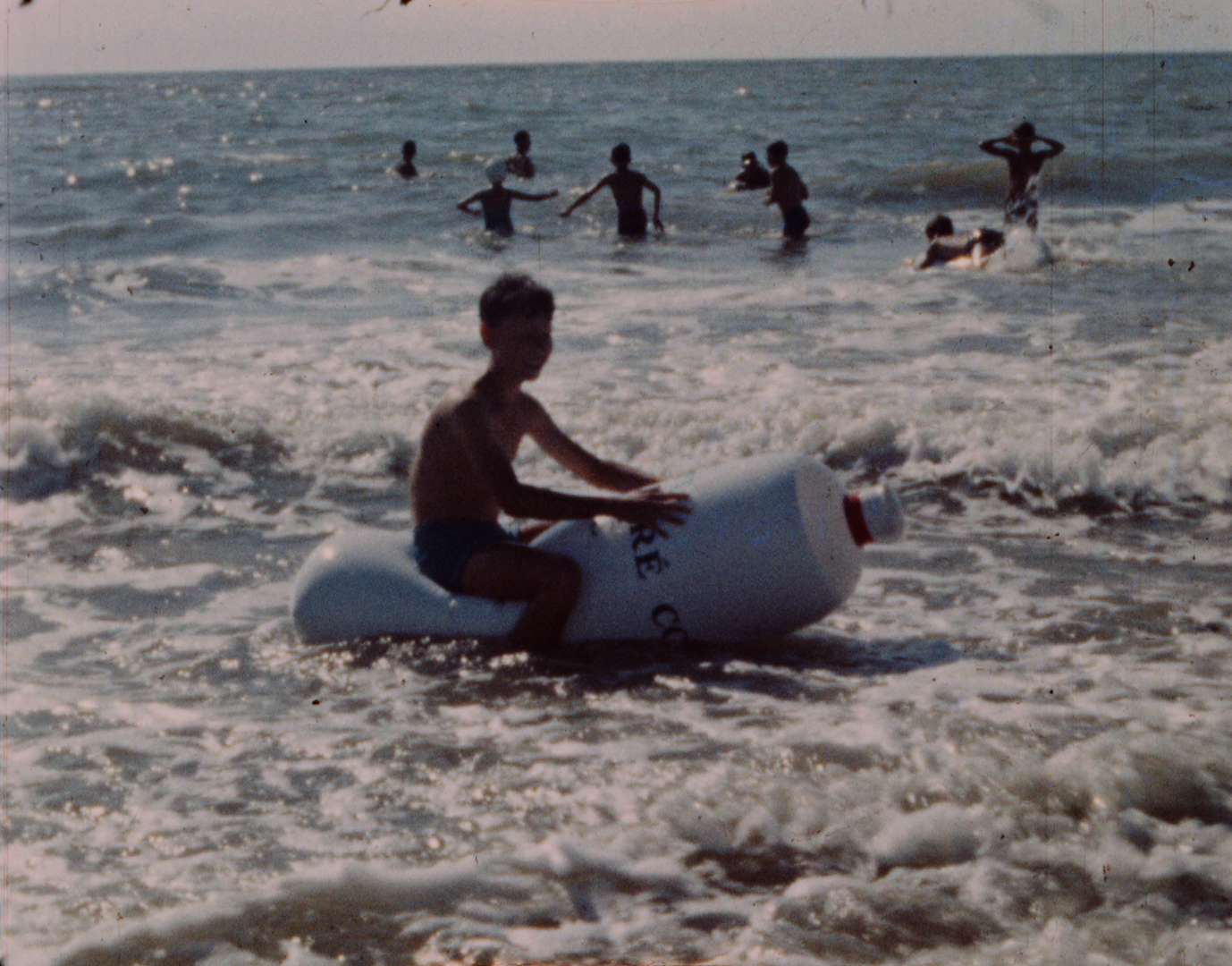 « Et j’aime à la fureur » d’André Bonzel : Le cinéma c’est aussi une manière de transformer des prises de vues en prises de vie