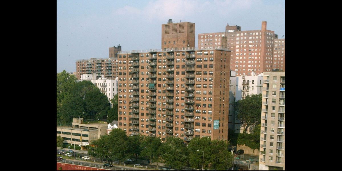 Pourquoi vouloir absolument changer le monde, alors qu’il suffit d’organiser une belle fête ?