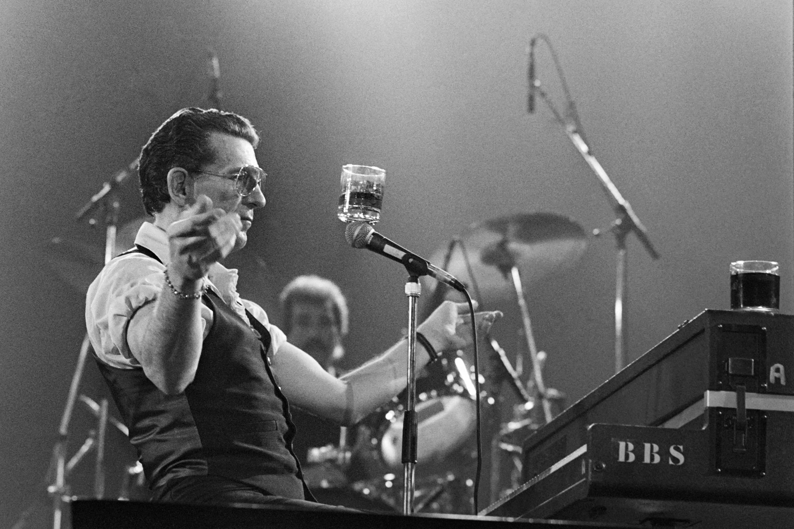 Pourquoi Jerry Lee Lewis a épousé sa cousine, alors qu’elle n’avait que 13 ans ?