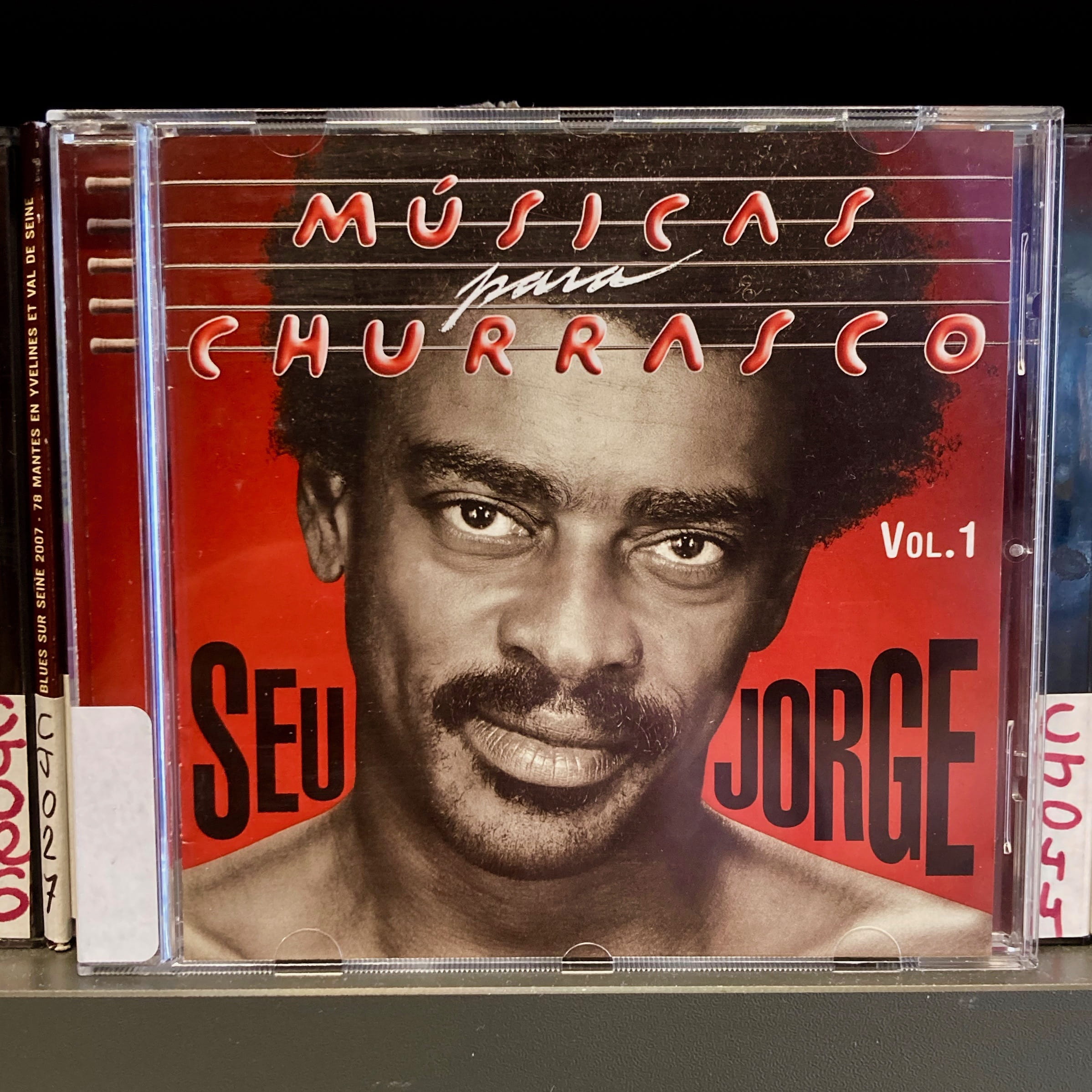 Un disque au hasard ? « Músicas para Churrasco, Volume 1 » de Seu Jorge