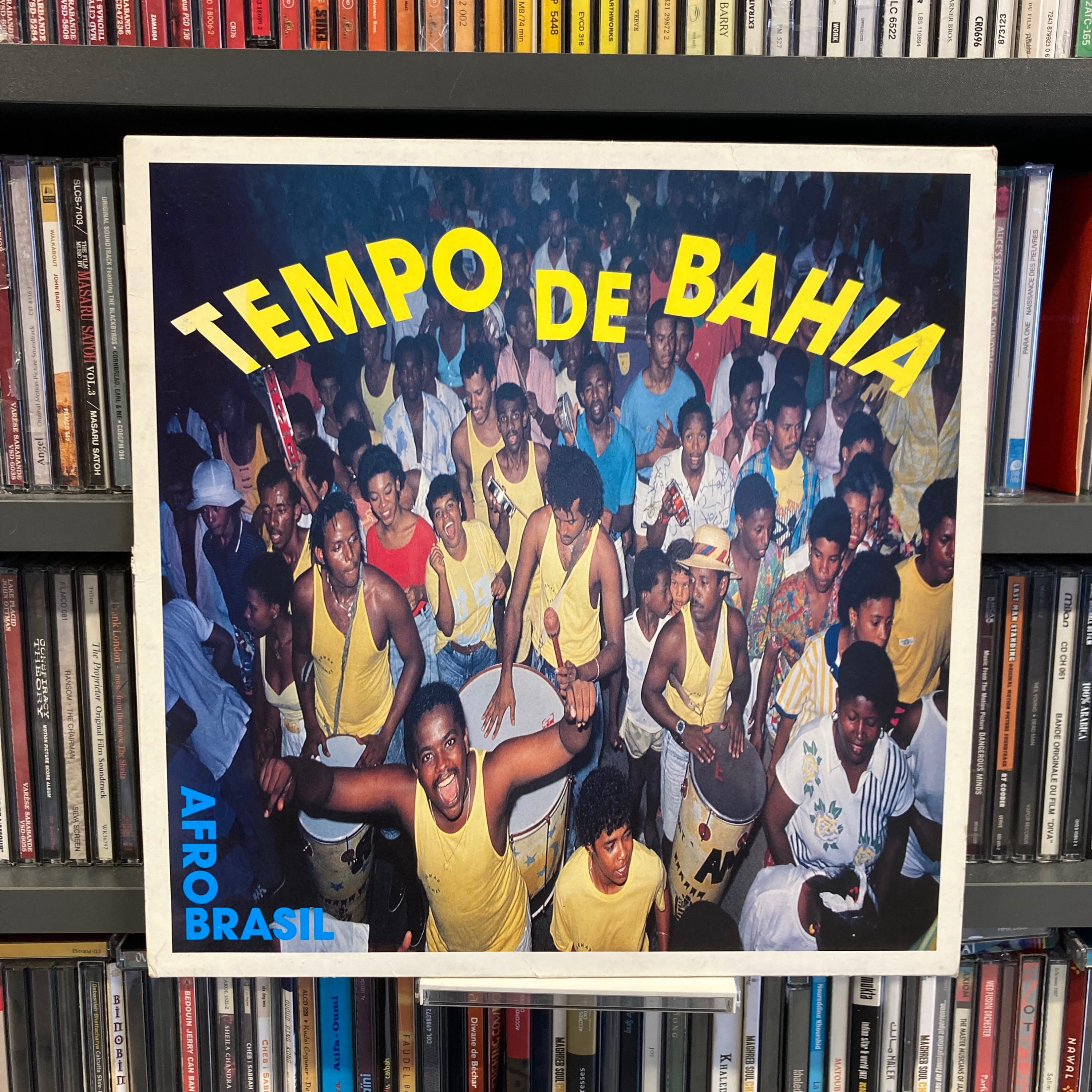 Un disque au hasard ? “Tempo de Bahia” une compilation par le label Blue Moon Productions