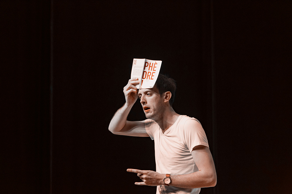 Nova Y Va au Centre Culturel Suisse On Tour à Lyon (1/5)