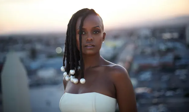 Le jukebox : Sabrina Bellaouel, Kelela, Chromatics, BadBadNotGood, Jay-Z, Haim et plus !