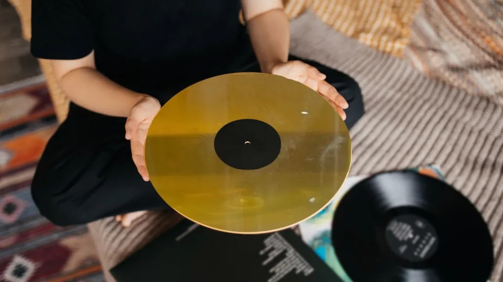 Un groupe australien vend un vinyle avec de l’urine dedans